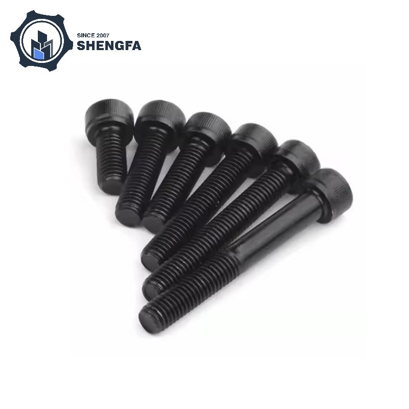 Erittäin luja kiinnike